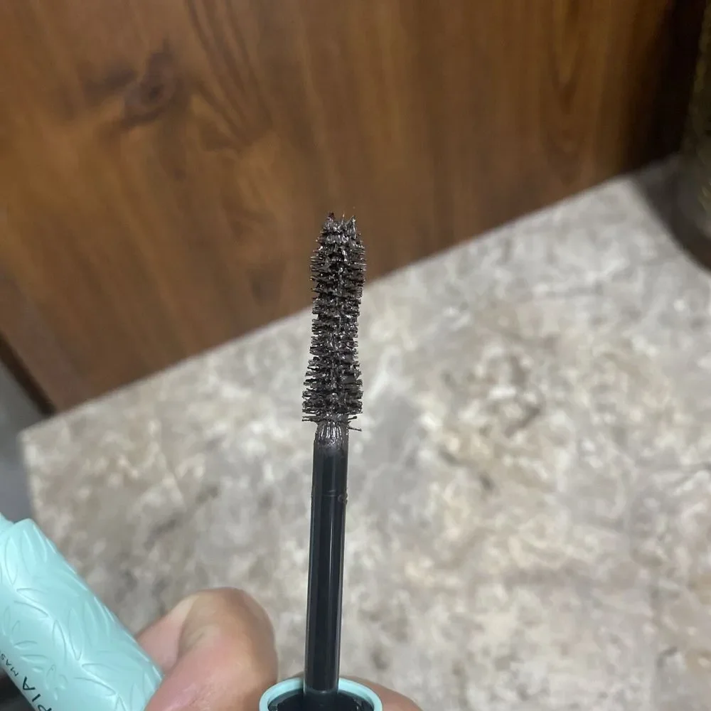 Covergirl Lash Blast‎ Cleantopia Mascara 810 Black Brown 0.32 fl NWOB